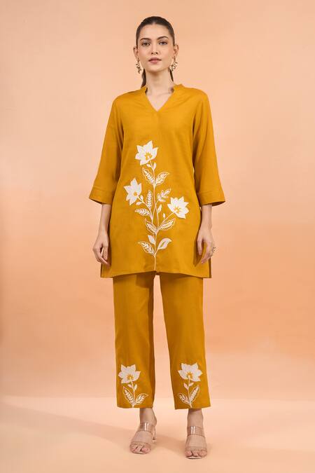 Shop_Naintara Bajaj_Mustard Cotton, Linen Embroidery Split V-neck Kurta And Pant Set _Online_at_Aza_Fashions