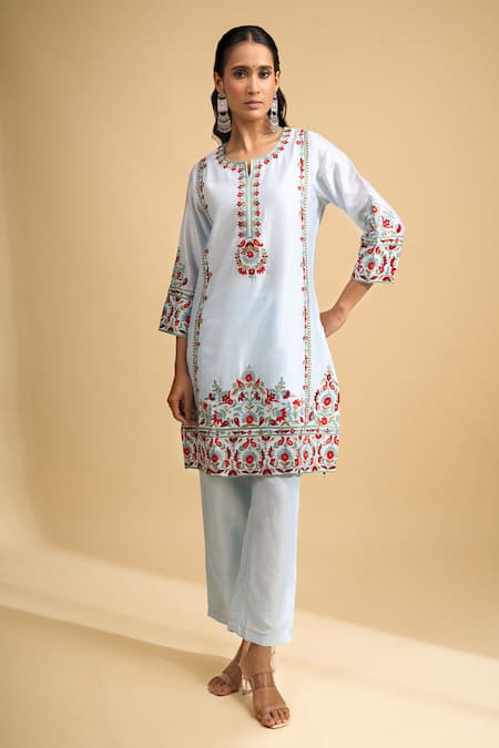 Naintara Bajaj Embroidered Silk Kurta & Pant Set 