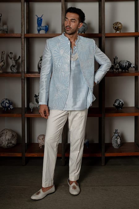 Mishru Adhva Embroidered Jodhpuri Jacket Set 