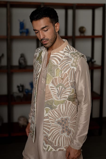 Mishru_Ivory Organza, Silk, Cotton, Lycra Applique Ansh Embroidered Bundi And Kurta Set _Online_at_Aza_Fashions