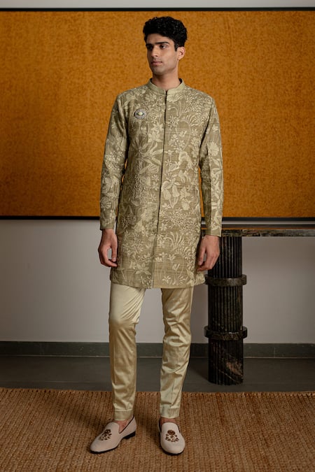 Mishru Rhys Embroidered Sherwani Set 