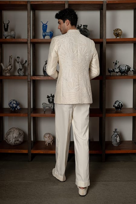 Mishru Adhva Embroidered Jodhpuri Jacket Set 