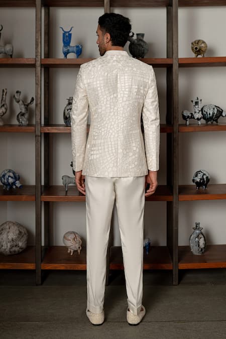 Mishru Khari Embroidered Jodhpuri Jacket Set 