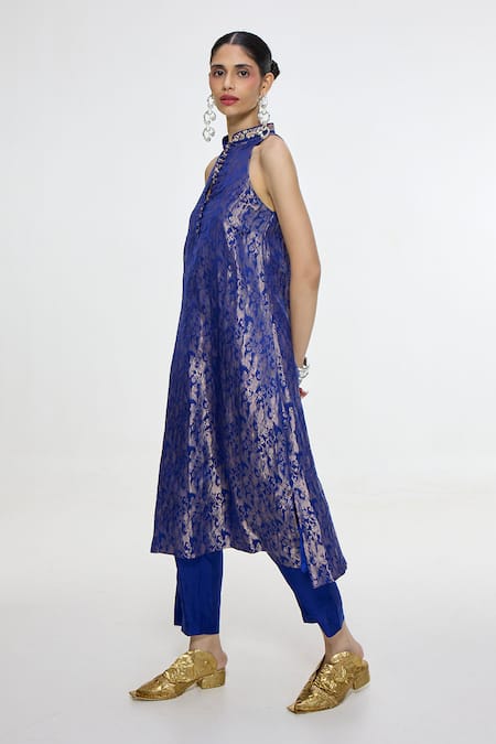 Ekaya Banaras_Blue Satin, Silk Zari Mandarin Collar Floral Handwoven Kurta And Pant Set _Online_at_Aza_Fashions