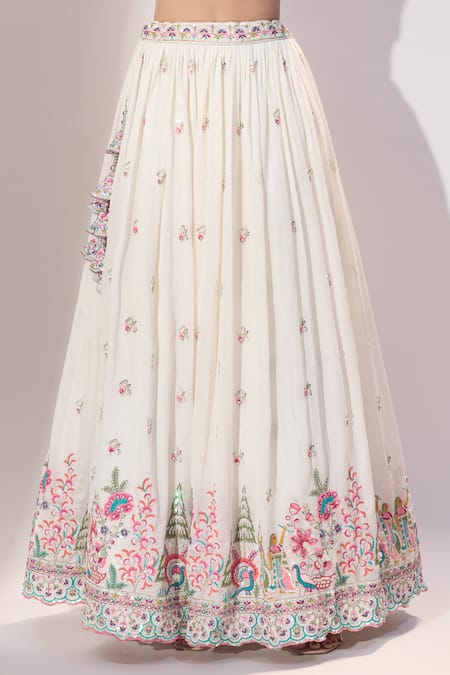 Shop_Samyukta Singhania_Cream Silk Embroidery, Sequins V-neck Lehenga Set _Online_at_Aza_Fashions