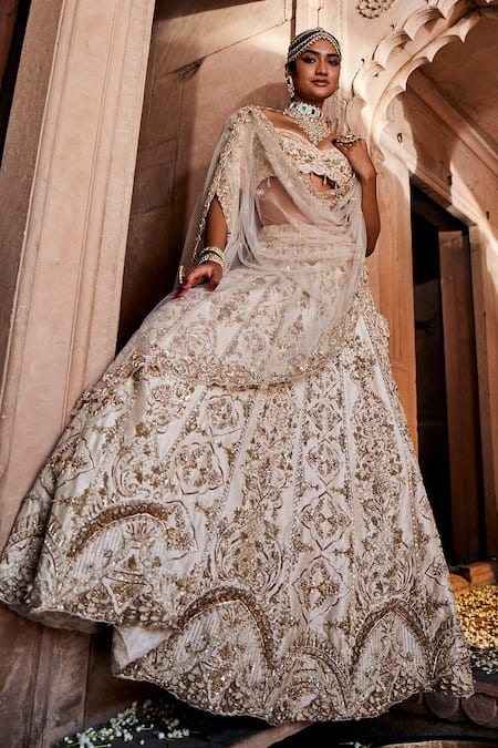House of ayra Solara Zardozi Embroidered Bridal Lehenga Set 