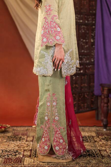 Farha Syed_Green Chanderi Silk, Organza Embroidery, Zari, Sequins Split Kurta Pant Set _Online_at_Aza_Fashions