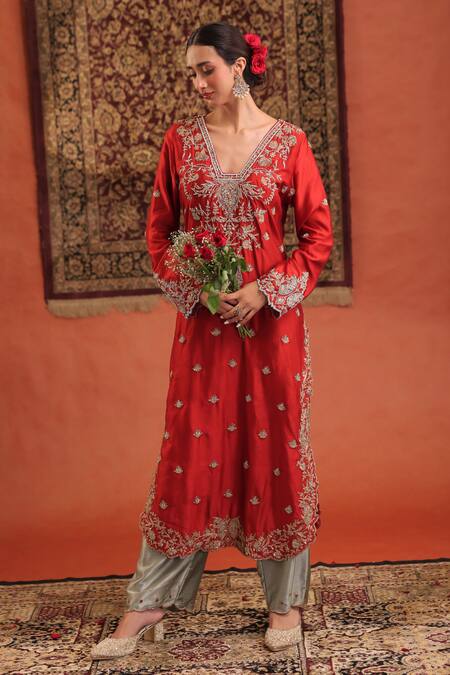 Farha Syed_Red Silk, Shantoon, Organza Embroidery, Stones, Sequins, Zari V-neck Kurta Set _Online_at_Aza_Fashions