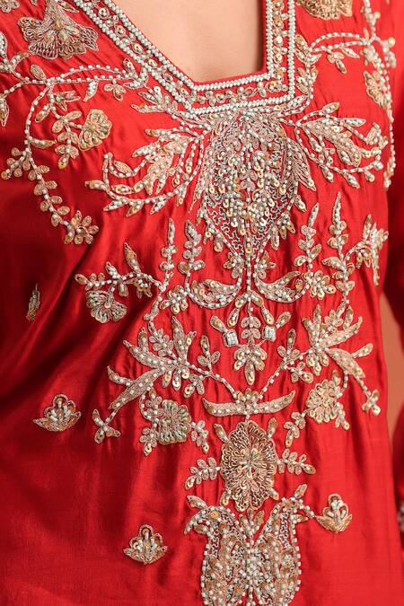 Buy_Farha Syed_Red Silk, Shantoon, Organza Embroidery, Stones, Sequins, Zari V-neck Kurta Set 