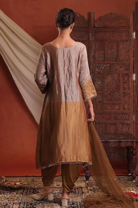 Farha Syed Embroidered Kurta Dhoti Pant & Dupatta Set 