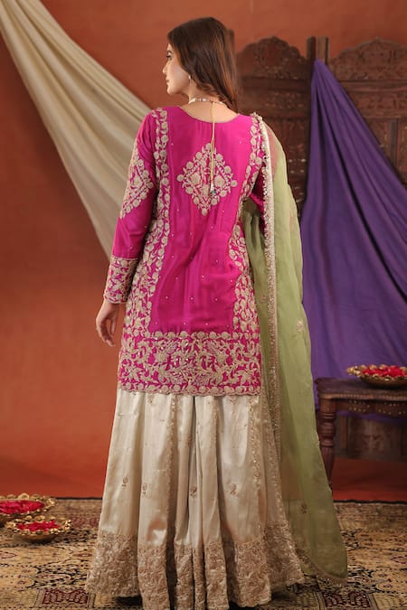 Farha Syed Embroidered Kurta Set 