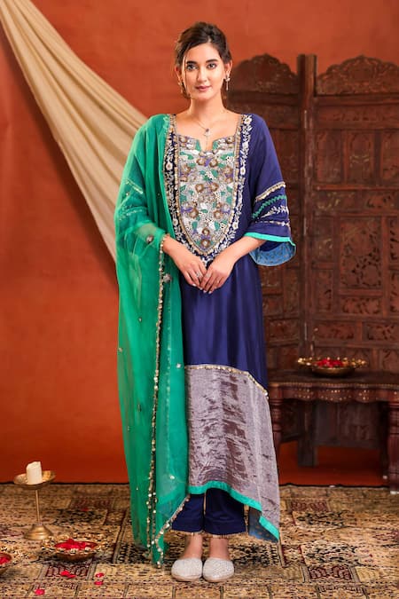 Farha Syed Embroidered Silk Kurta Pant Set 