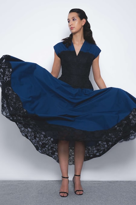 Leh Studios Baile V Neck Dress  