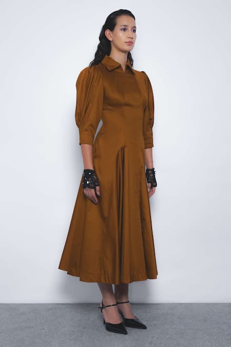 Leh Studios_Brown Cotton Collared, V-neck Kiku Puff Sleeve Dress _Online_at_Aza_Fashions