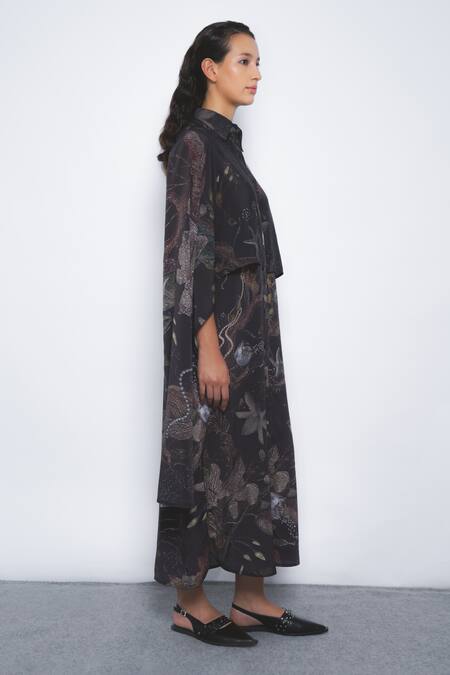 Leh Studios_Black Viscose, Polyester Collared Manto Printed Cape Dress  _Online_at_Aza_Fashions