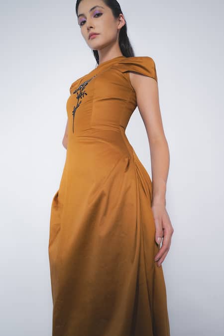 Leh Studios_Brown Cotton Embroidery, Beads Round Neck Hana Floral Puff Sleeve Dress _Online_at_Aza_Fashions