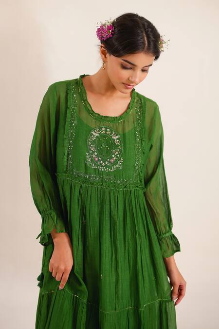 Tatwa_Green Chanderi Embroidery, Sequins, Tassels Round Neck Victoran Sparrow Kurta _Online_at_Aza_Fashions