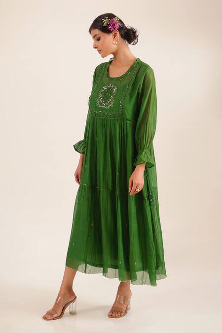 Buy_Tatwa_Green Chanderi Embroidery, Sequins, Tassels Round Neck Victoran Sparrow Kurta _Online_at_Aza_Fashions