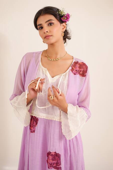 Shop_Tatwa_Purple Chanderi Embroidery, Lace V-neck Floral Kurta _Online_at_Aza_Fashions