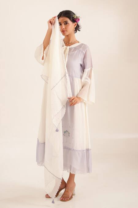 Buy_Tatwa_Blue Chanderi Embroidery Round Neck Kurta _Online_at_Aza_Fashions