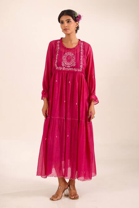 Buy_Tatwa_Pink Chanderi Embroidery, Sequins Round Neck Victoran Sparrow Kurta _Online_at_Aza_Fashions