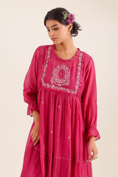 Shop_Tatwa_Pink Chanderi Embroidery, Sequins Round Neck Victoran Sparrow Kurta _Online_at_Aza_Fashions