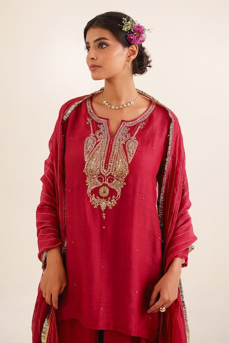 Buy_Tatwa_Red Chanderi Embroidery, Zari, Sequins Split V-neck Meena Kurta Palazzo Set _Online_at_Aza_Fashions