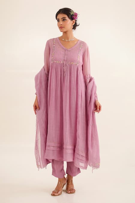 Tatwa Lilac Pleated Chanderi Embroidered Kurta Set 