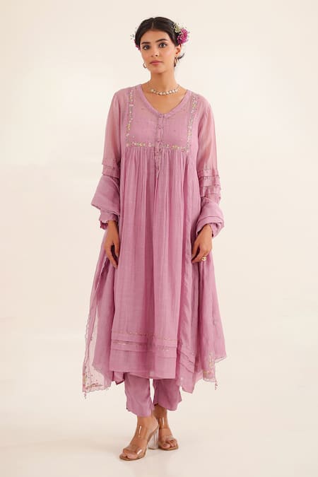 Buy_Tatwa_Purple Chanderi, Cotton Embroidery, Sequins Split Lilac Pleated Kurta Set 