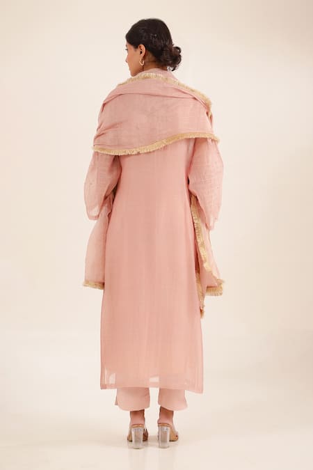 Tatwa Twin Bouquet Chanderi Embroidered Kurta Set 