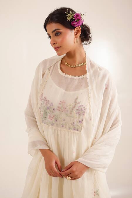 Tatwa_Off White Chanderi, Cotton, Silk Embroidery, Beads Round Flamingo Kurta Set _Online_at_Aza_Fashions