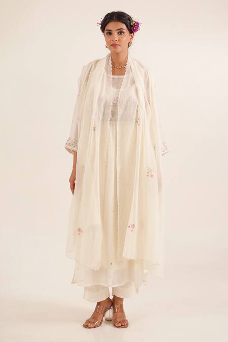 Shop_Tatwa_Off White Chanderi, Cotton, Silk Embroidery, Beads Round Flamingo Kurta Set _Online_at_Aza_Fashions