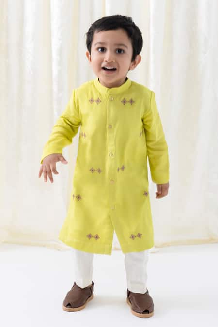 Tiber Taber Embroidered Viscose Kurta & Cotton Pyjama Set 