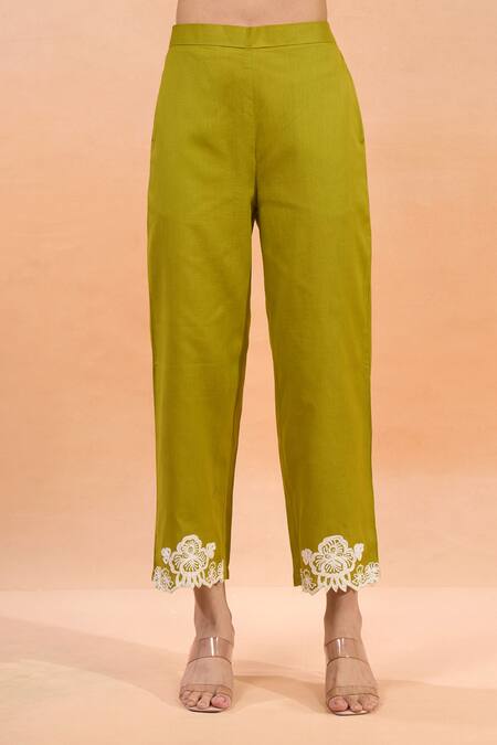 Naintara Bajaj Green Cotton, Linen Embroidery V-neck, Collared Kurta And Pant Set at Aza Fashions Naintara Bajaj_Green Cotton, Linen Embroidery V-neck, Collared Kurta And Pant Set _at_Aza_Fashions