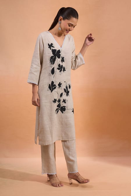 Naintara Bajaj Embroidered Linen Kurta & Pant Set