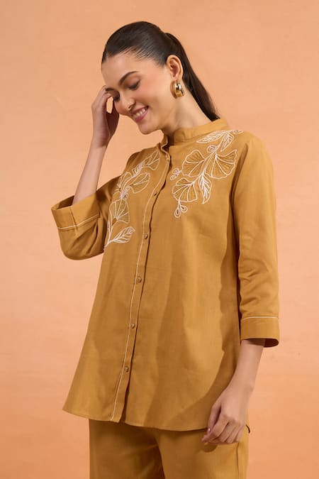 Shop Naintara Bajaj Beige Cotton, Linen Embroidery Mandarin Collar, Kurta And Pant Set Online at Aza Fashions Shop_Naintara Bajaj_Beige Cotton, Linen Embroidery Mandarin Collar, Kurta And Pant Set _Online_at_Aza_Fashions