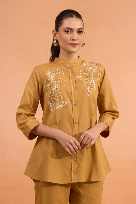 Naintara Bajaj Beige Cotton, Linen Embroidery Mandarin Collar, Kurta And Pant Set at Aza Fashions Naintara Bajaj_Beige Cotton, Linen Embroidery Mandarin Collar, Kurta And Pant Set _at_Aza_Fashions