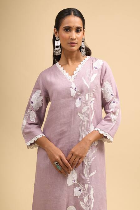 Buy_Naintara Bajaj_Pink Linen Embroidery, Lace V-neck Kurta And Pant Set _Online_at_Aza_Fashions