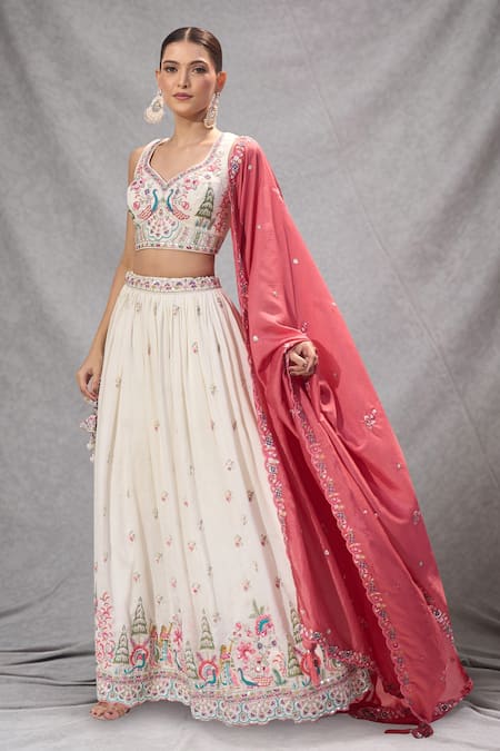 Samyukta Singhania Embroidered Lehenga Set 