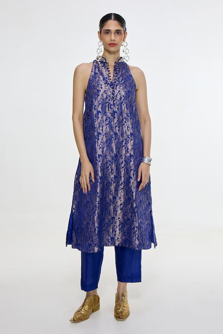Ekaya Banaras_Blue Satin, Silk Zari Mandarin Collar Floral Handwoven Kurta And Pant Set _at_Aza_Fashions