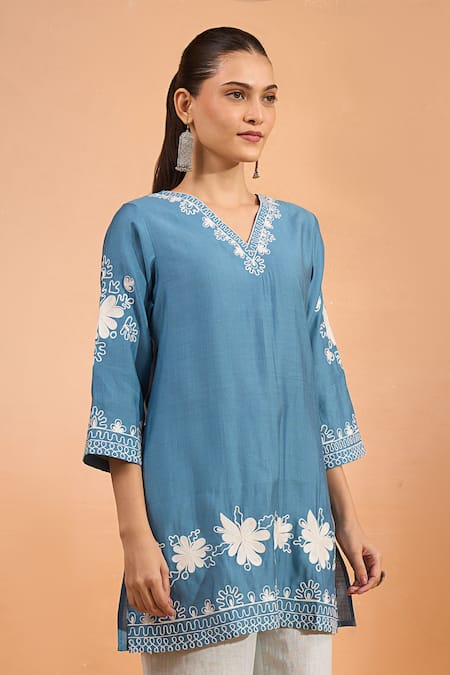 Shop_Naintara Bajaj_Teal Embroidery V-neck Kurta _Online_at_Aza_Fashions