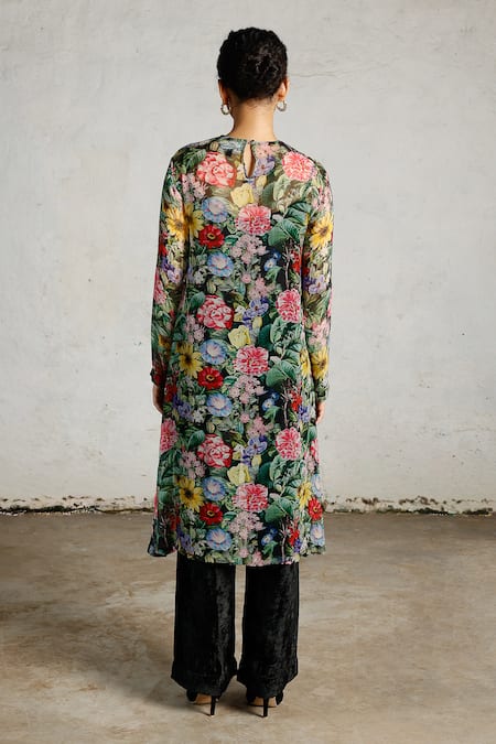 Saksham & Neharicka Nanak Printed & Embroidered Kurta 