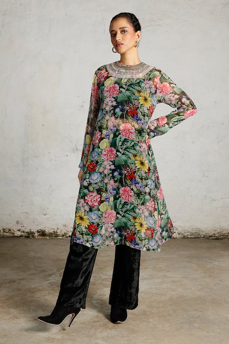Saksham & Neharicka Nanak Printed & Embroidered Kurta 