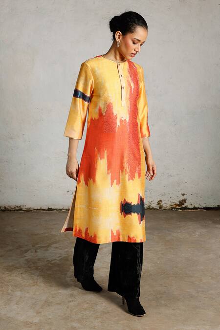 Saksham & Neharicka_Yellow Dupion Embroidery Round Neck Fret Printed And Kurta _Online_at_Aza_Fashions