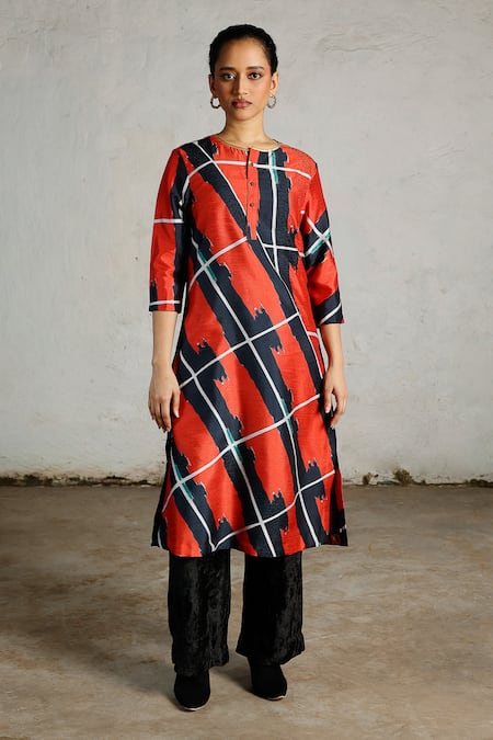 Saksham & Neharicka Red Dupion Embroidery Round Neck Vesuvius Printed And Kurta 