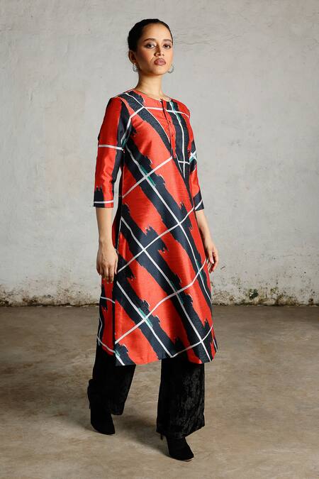 Shop Saksham & Neharicka Red Dupion Embroidery Round Neck Vesuvius Printed And Kurta Online at Aza Fashions Shop_Saksham & Neharicka_Red Dupion Embroidery Round Neck Vesuvius Printed And Kurta _Online_at_Aza_Fashions