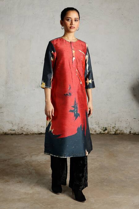 Saksham & Neharicka Red Dupion Embroidery Round Neck Droid Printed And Kurta at Aza Fashions Saksham & Neharicka_Red Dupion Embroidery Round Neck Droid Printed And Kurta _at_Aza_Fashions