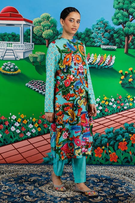 Saksham & Neharicka_Mint Viscose, Dupion Embroidery Round Neck Mitali Printed And Kurta Pant Set _at_Aza_Fashions