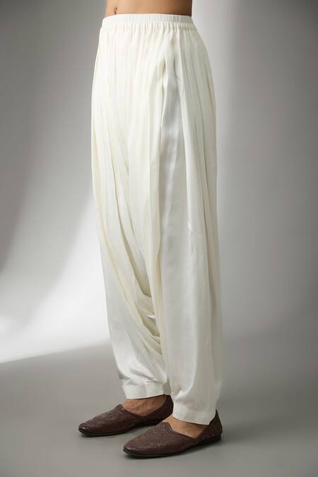 SALIL BHATIA Ivory Georgette, Modal, Satin Embroidery Tara Mahal Thread Work Kurta Set Online at Aza Fashions SALIL BHATIA_Ivory Georgette, Modal, Satin Embroidery Tara Mahal Thread Work Kurta Set _Online_at_Aza_Fashions