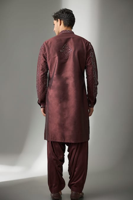 Shop SALIL BHATIA Wine , Modal, Satin, Chanderi Ainaa Mahal Pure Work Kurta Set at Aza Fashions Shop_SALIL BHATIA_Wine , Modal, Satin, Chanderi Ainaa Mahal Pure Work Kurta Set _at_Aza_Fashions